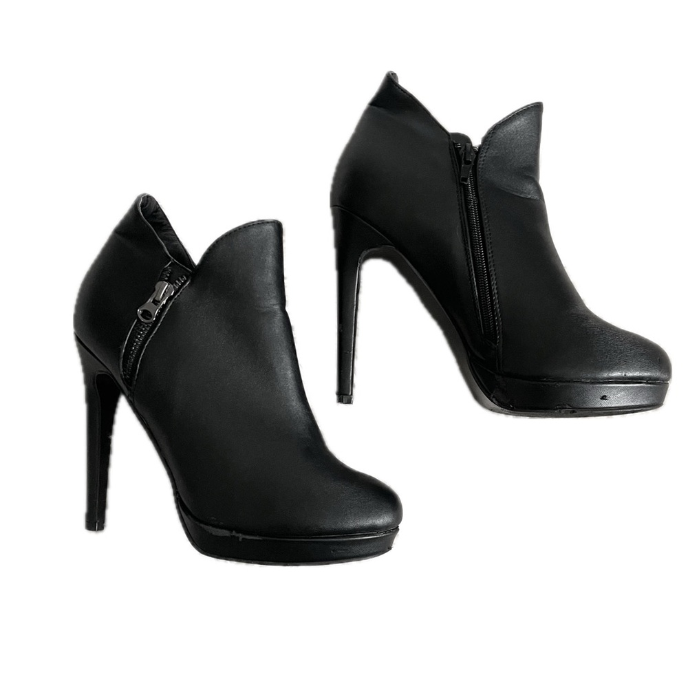 Madden Girl HAALEE Size 9